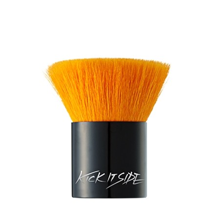 Кисть для макияжа SKIN79 Kick It Side Thick Brush