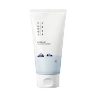Мягкая пенка для умывания с морской водой Round Lab 1025 Dokdo Cleanser