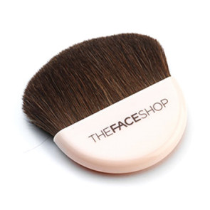 Кисть для румян The Face Shop Daily Beauty Tools Mini Blusher Brush